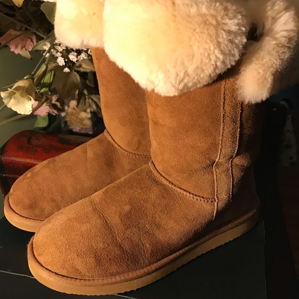 Women boots size 9